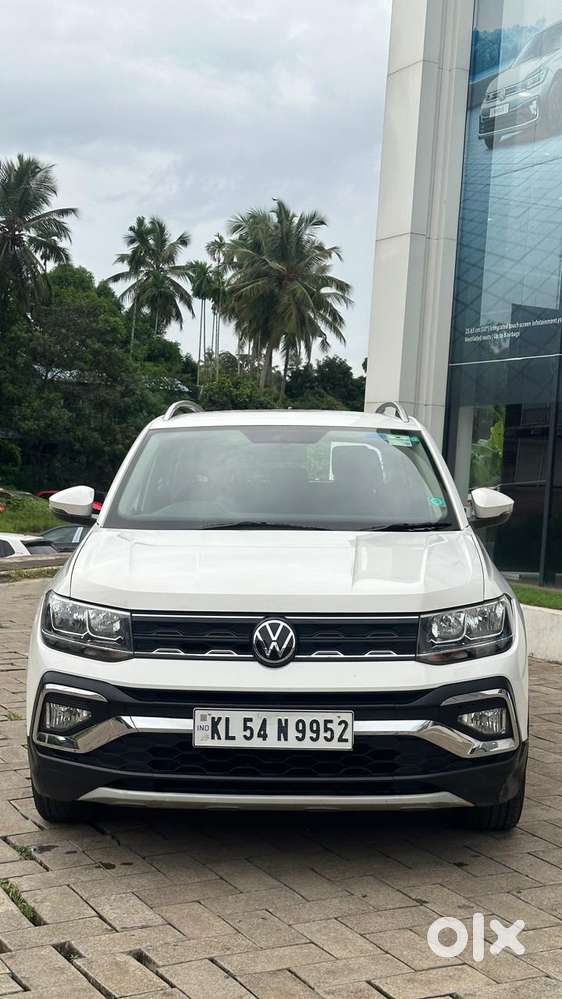 Volkswagen Taigun 1.0 Tsi Highline At, 2022, Petrol
