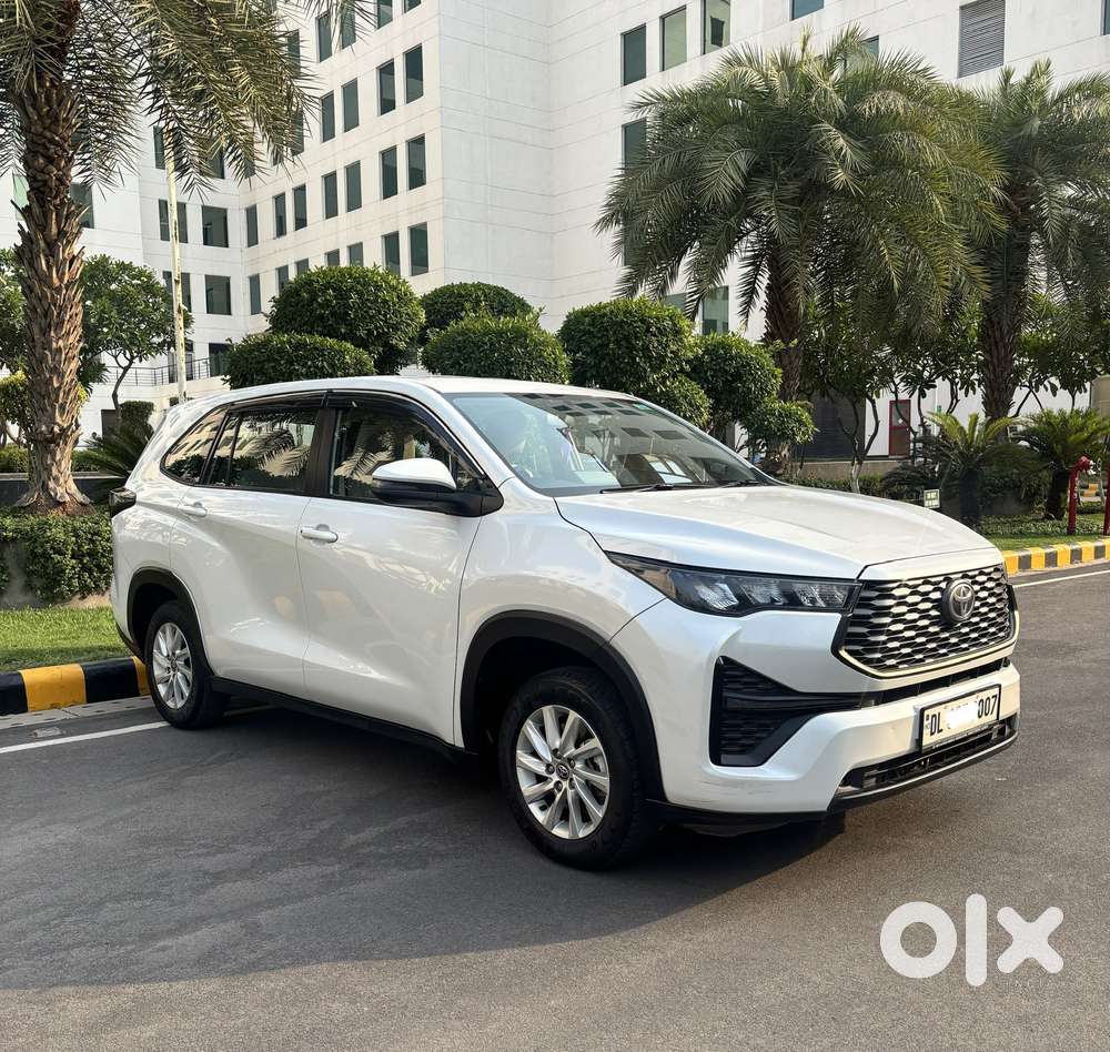 Toyota Innova Hycross 2.0 Gx 8 Str, 2023, Petrol