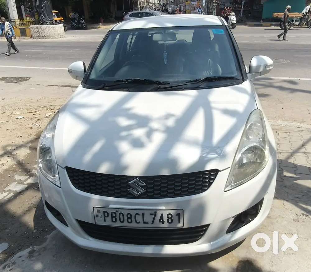 Maruti Suzuki Swift Vxi 2013
