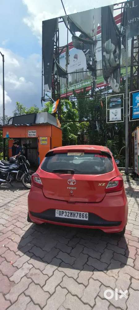 Tata Tiago Xza Plus 2021 Cng Red Top Model Great Condition