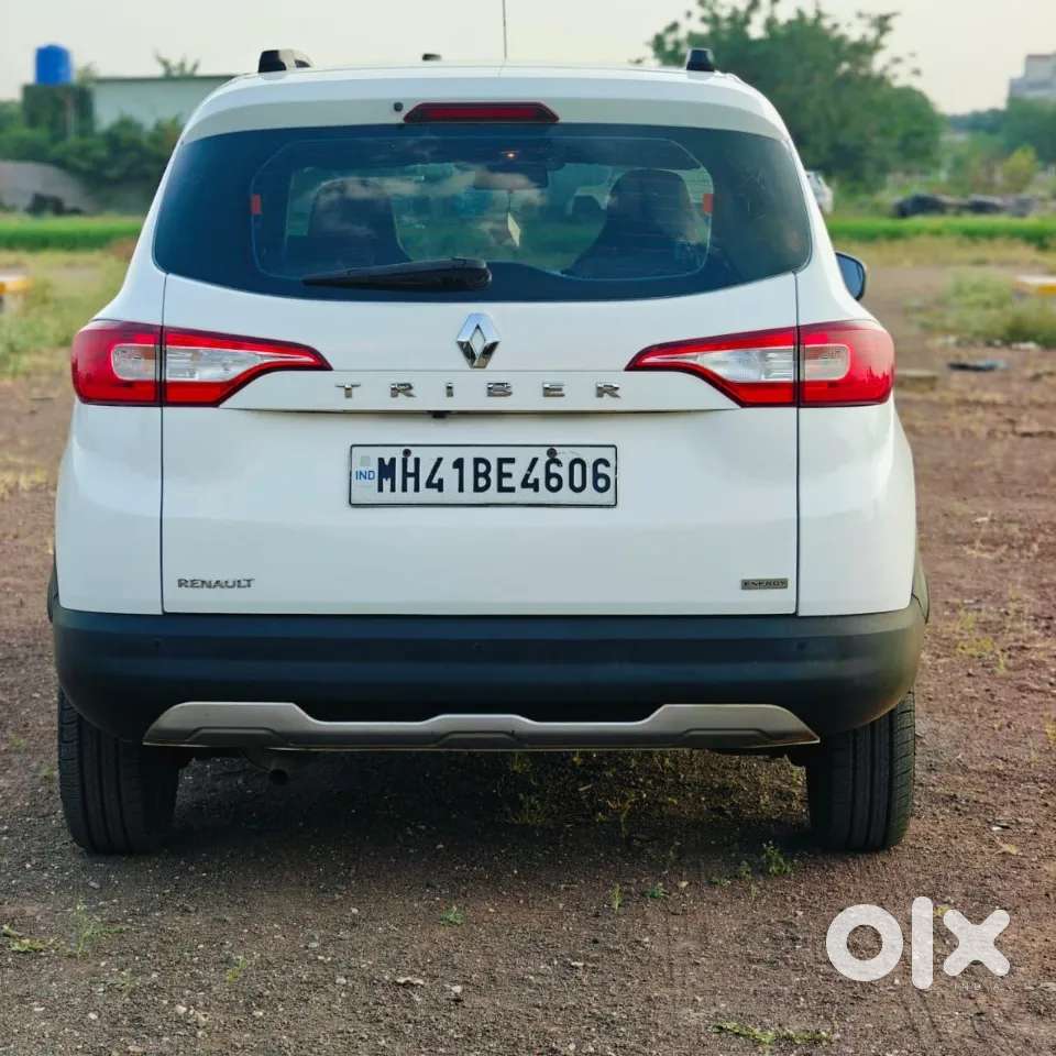 Renault Triber Rxz, 2021, Petrol