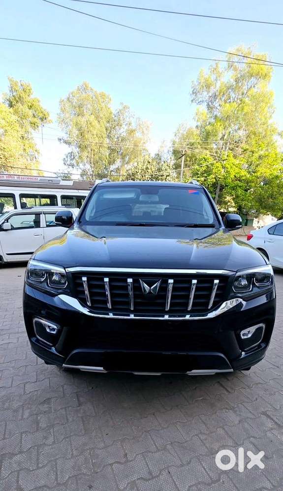 Brand New Mahindra Scorpio-n 2025 Diesel Well Maintained