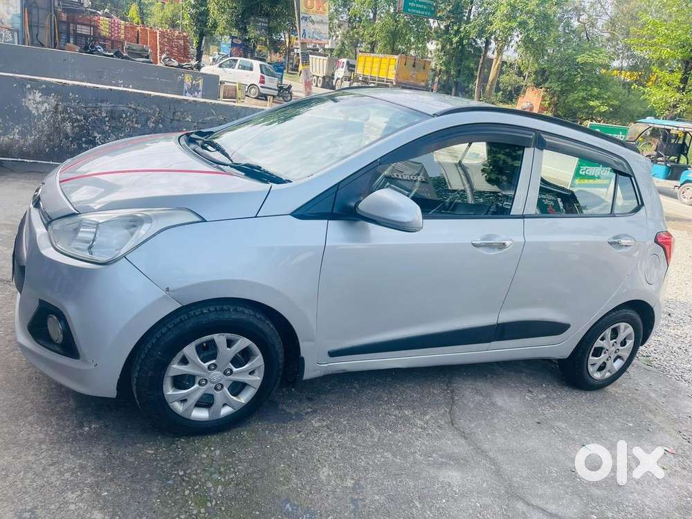 Hyundai Grand I10 Sports 1.1 Diesel All Original Gadi H Urgent Sale .