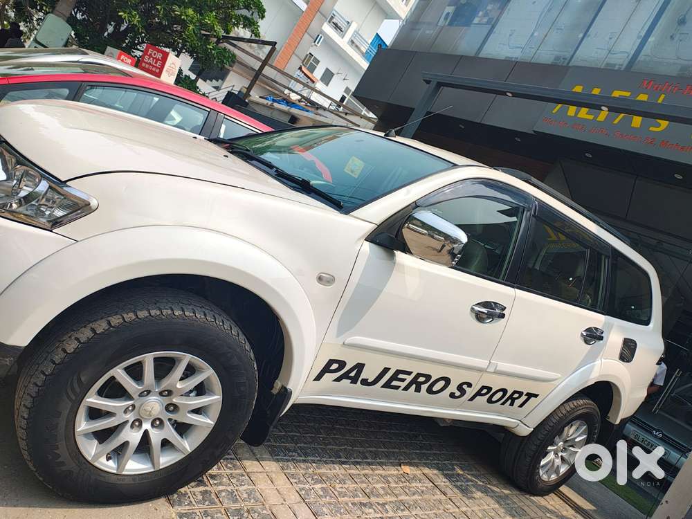 Mitsubishi Pajero Sport 2.5 Manual, 2012, Diesel