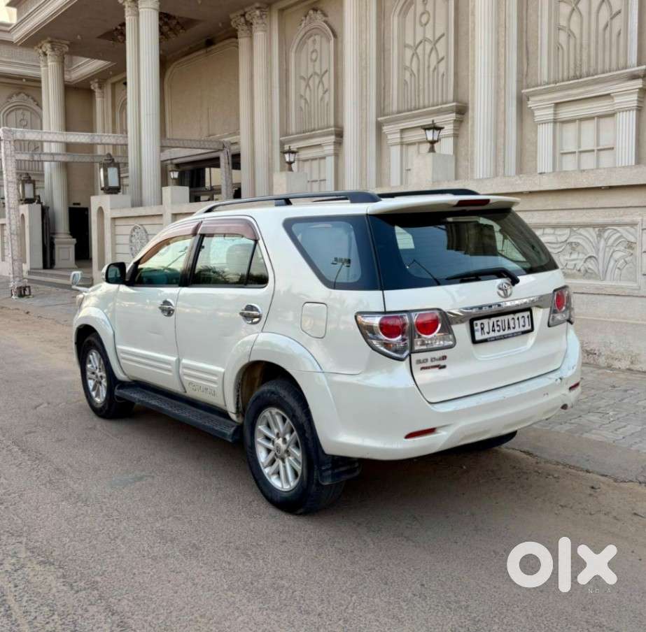 Toyota Fortuner 3.0 4x4 Manual, 2013, Diesel