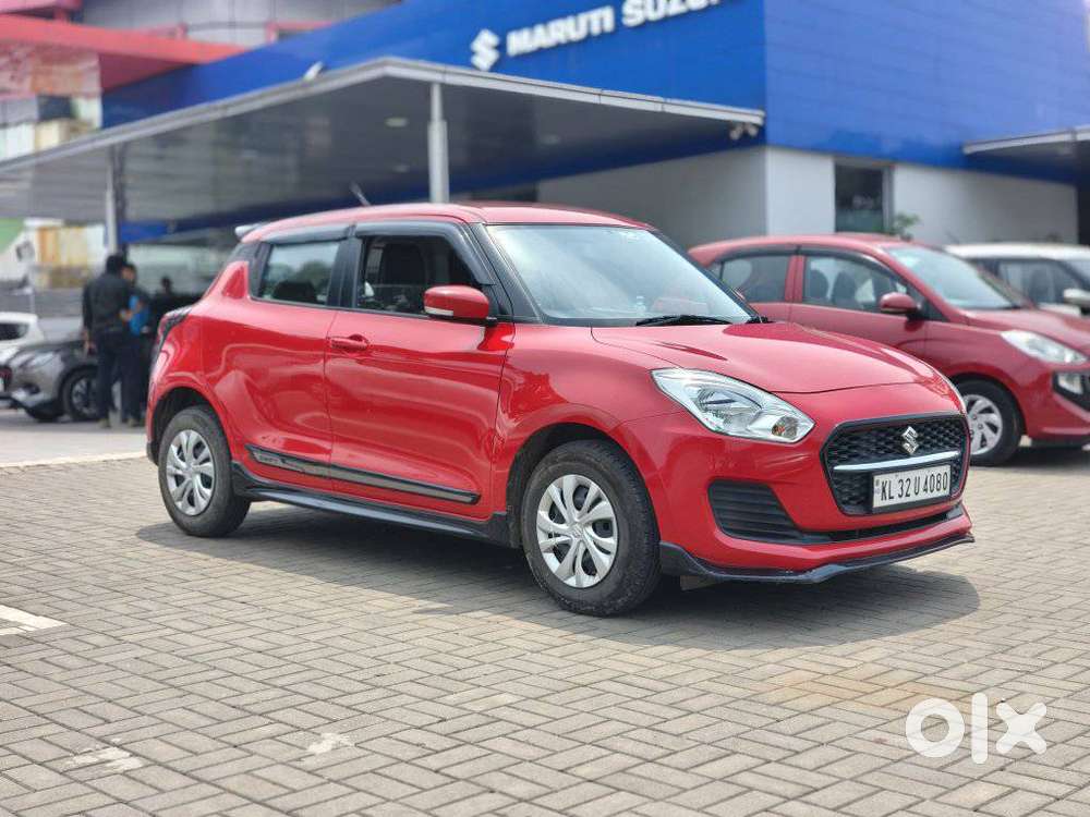 Maruti Suzuki Swift Vxi + Manual, 2023, Petrol