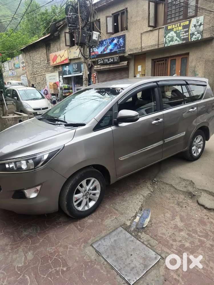 Toyota Innova Crysta 2019