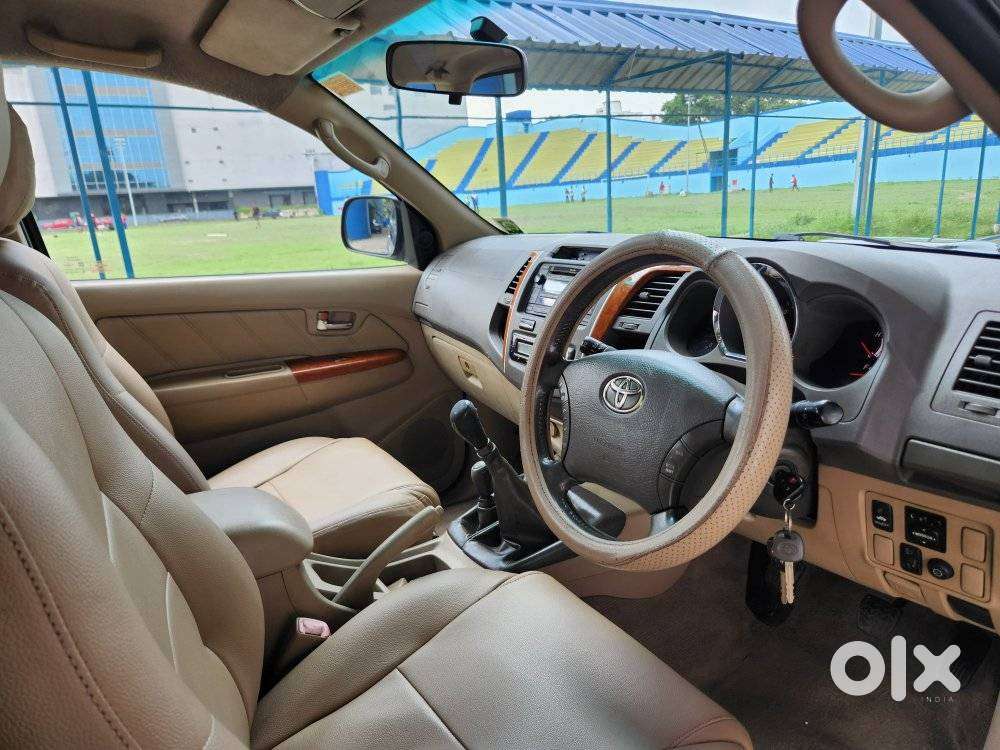 Toyota Fortuner 4x4 Mt 2.8 Diesel, 2010, Diesel