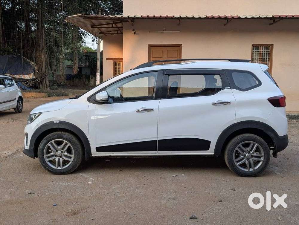 Renault Triber 1.0 Rxz Dual Tone, 2019, Petrol