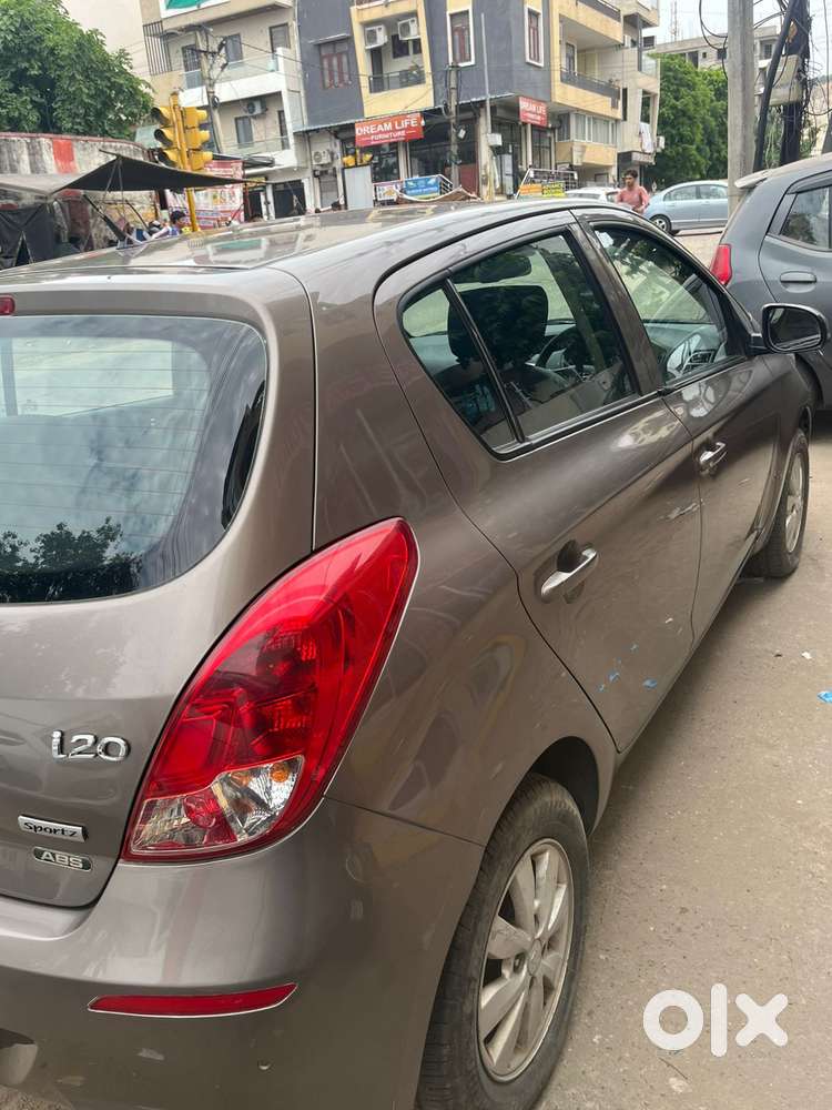 Hyundai I20 Diesel Sportz, 2013, Diesel