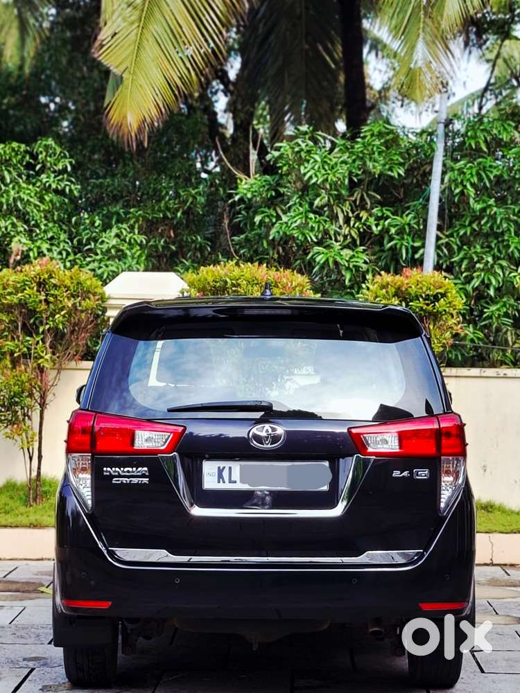Toyota Innova Crysta [2020-ongoing] 2.7 Gx Mt 7 Str, 2022, Diesel