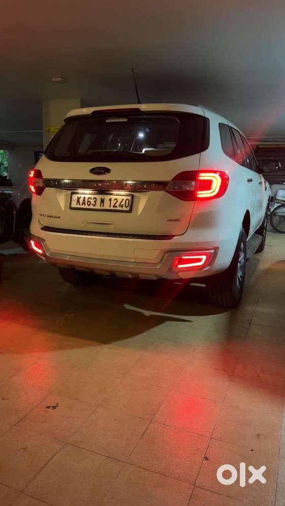 Ford Endeavour 3.2 Titanium Immaculate Condition