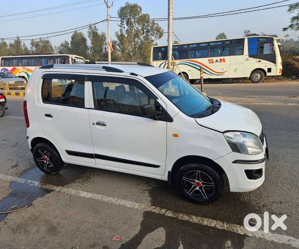 Maruti Suzuki Wagon R Cng Lxi Opt, 2017, Cng & Hybrids