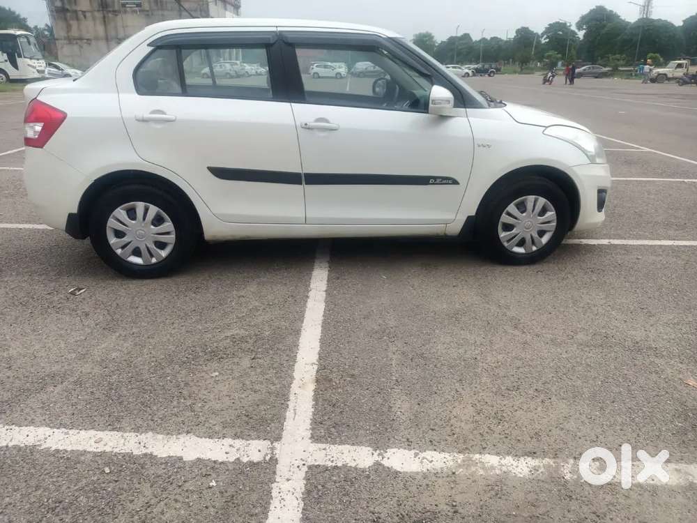 Maruti Suzuki Dzire 1.2 Vxi 2012
