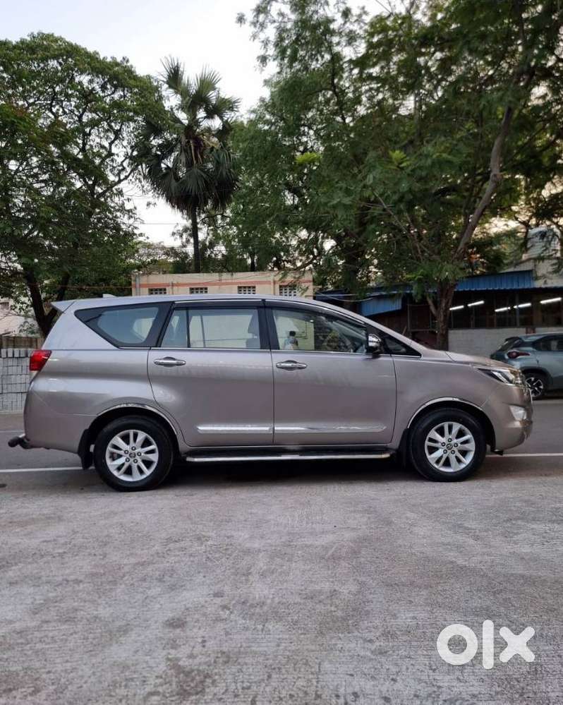 Toyota Innova Crysta