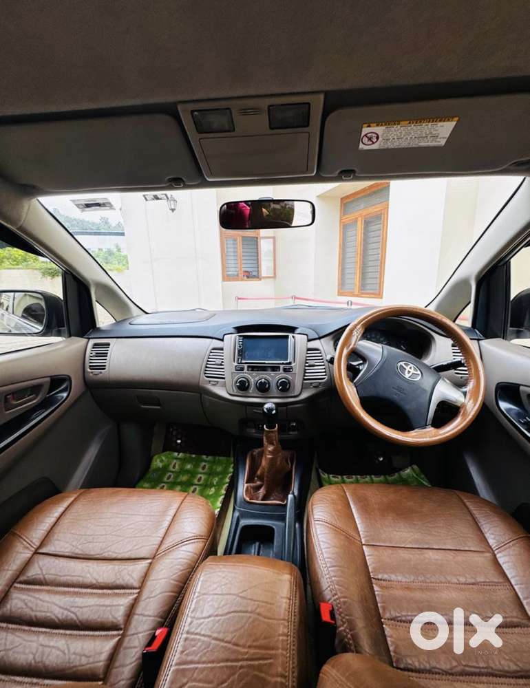 Toyota Innova 2.5 Gx 8 Str Bs-iii, 2016, Diesel