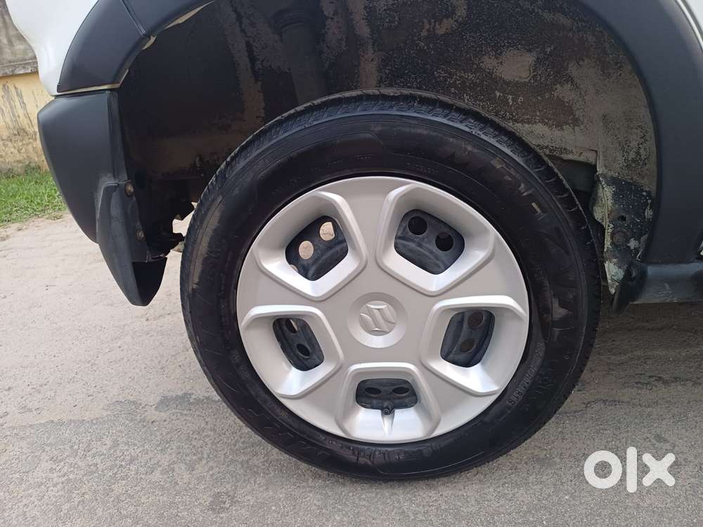 Maruti Suzuki S-presso Vxi Plus, 2023, Petrol