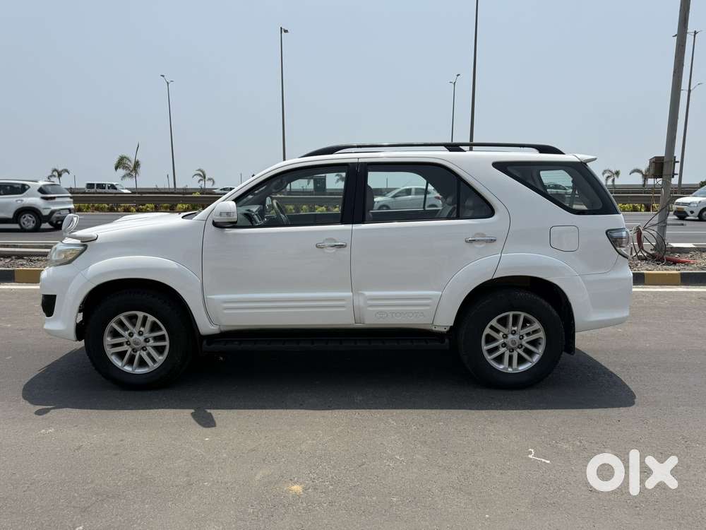 Toyota Fortuner 2011-2016 4x4 Mt, 2012, Diesel