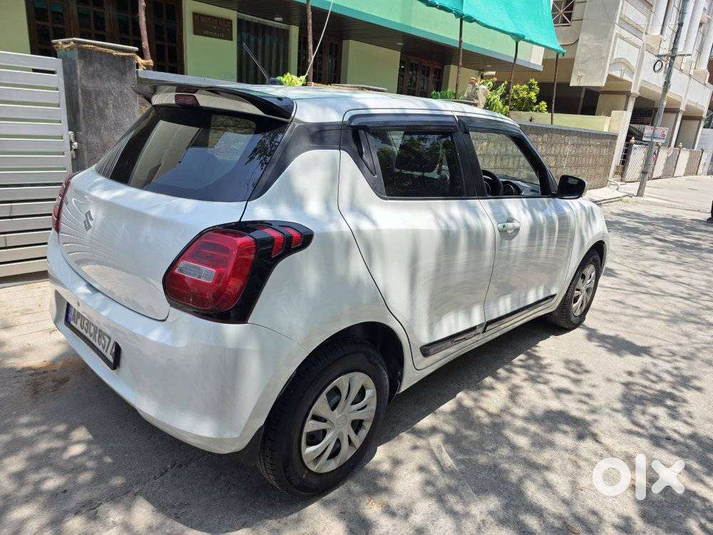 Maruti Suzuki Swift Vxi Optional, 2018, Petrol