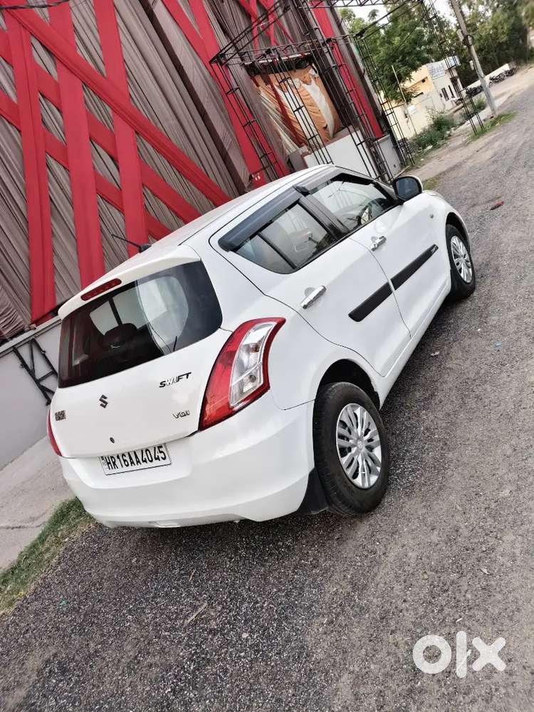 Maruti Suzuki Swift 2017 Diesel 98000 Km Driven, 2nd Owner