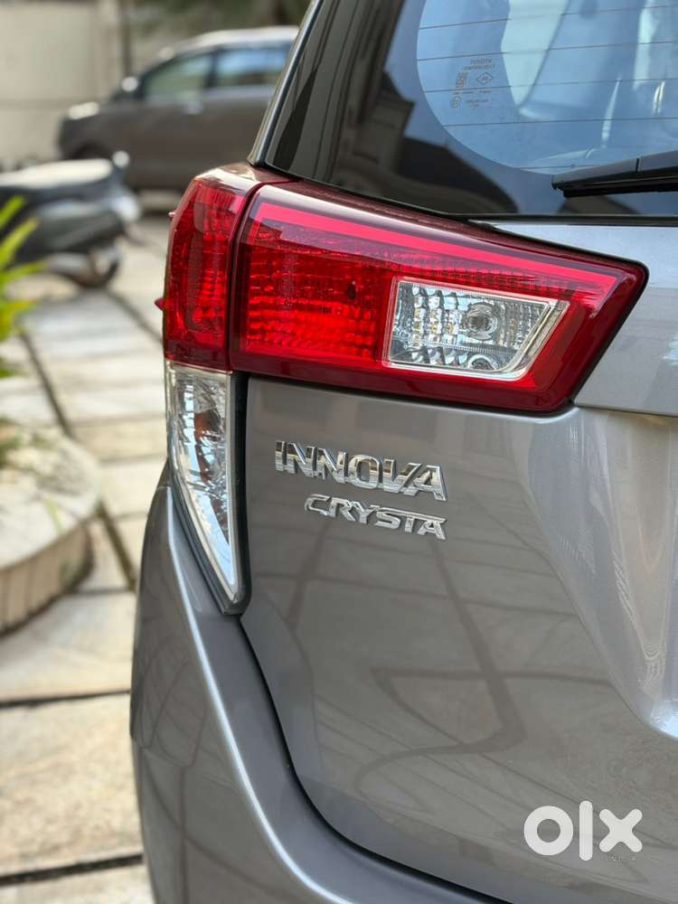 Toyota Innova Crysta 2017 Diesel 173000 Km Driven