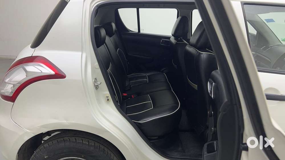 Maruti Suzuki Swift 1.2 Lxi (o), 2015, Petrol