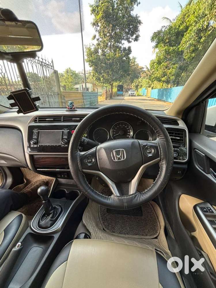 Honda City Vx Mt 2016  53k Km  Second Top Model  White