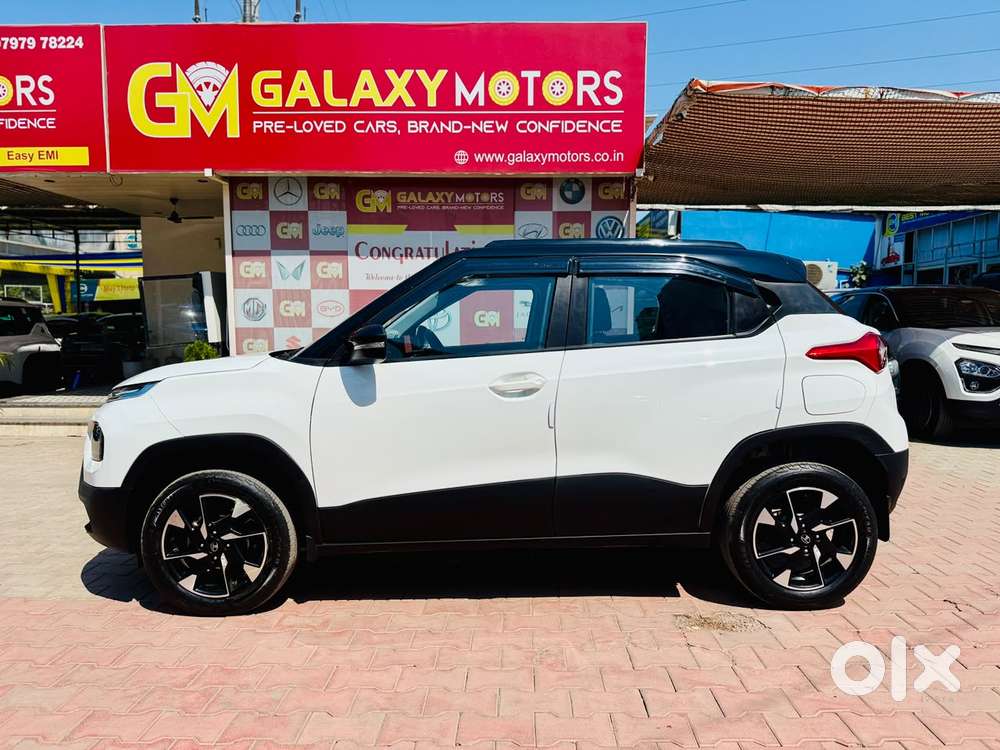 Tata Punch Creative Dual Tone Amt Sunroof, 2025, Petrol