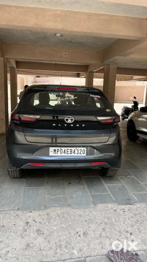 Tata Altroz 2021 Petrol Next To Showroom Condition