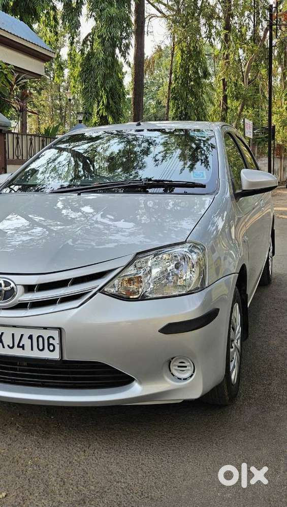 Toyota Etios Liva 2013-2014 G, 2013, Petrol