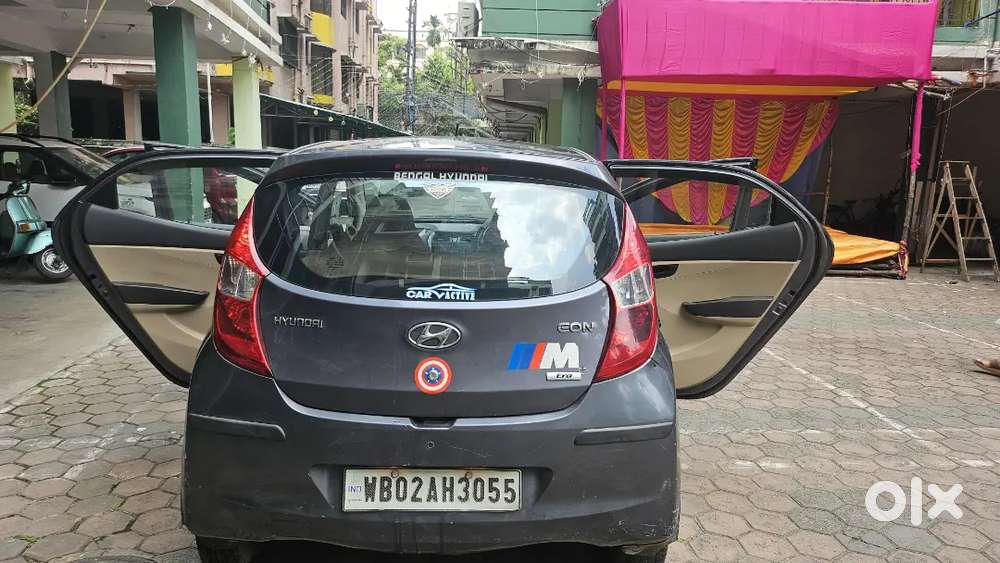 Hyundai Eon Magna 2015 Variant