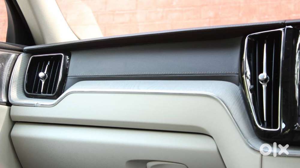 Volvo Xc60 Inscription, 2025, Petrol