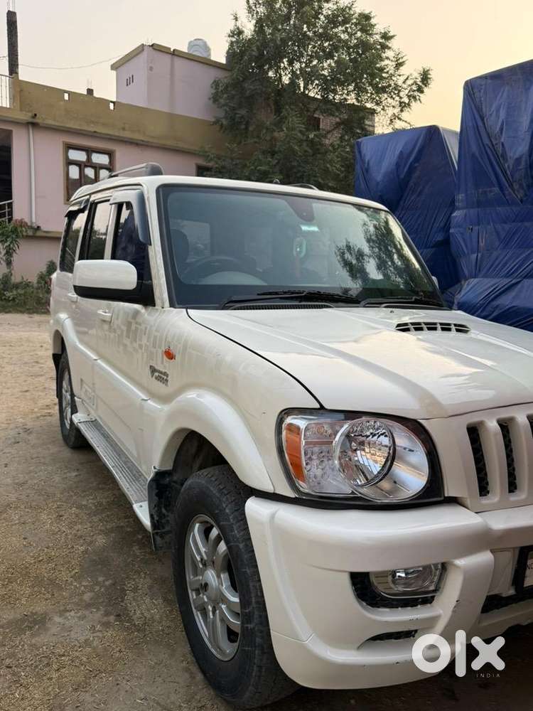 Mahindra Scorpio 2013 Diesel Well Maintained