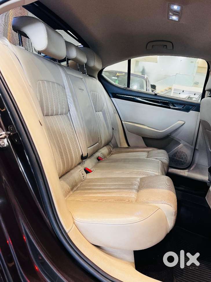 Skoda Superb Laurin And Klement 1.8, 2019, Petrol