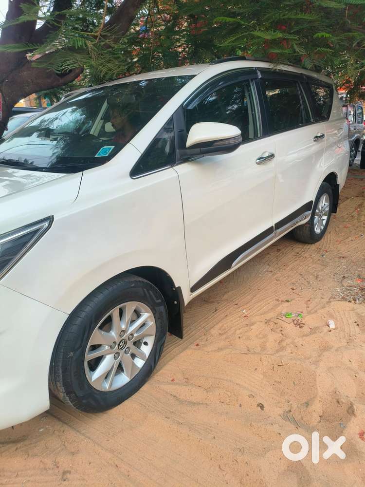 Toyota Innova Crysta 2.4 V 7 Str, 2018, Diesel