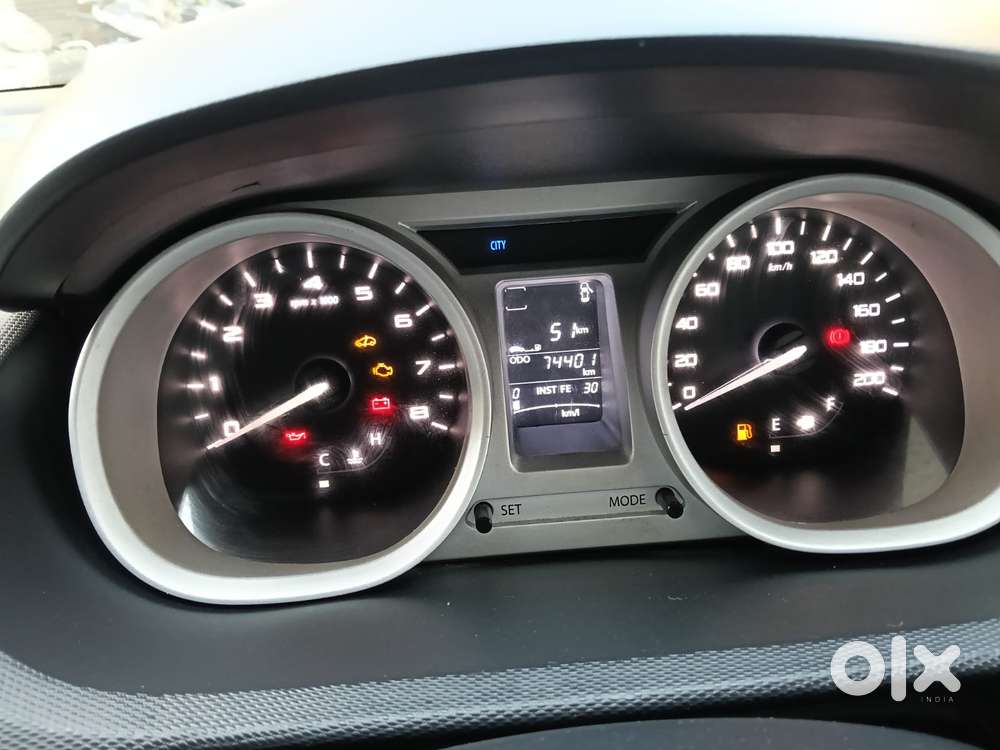 Tata Tiago 1.05 Revotorq Xz, 2016, Petrol