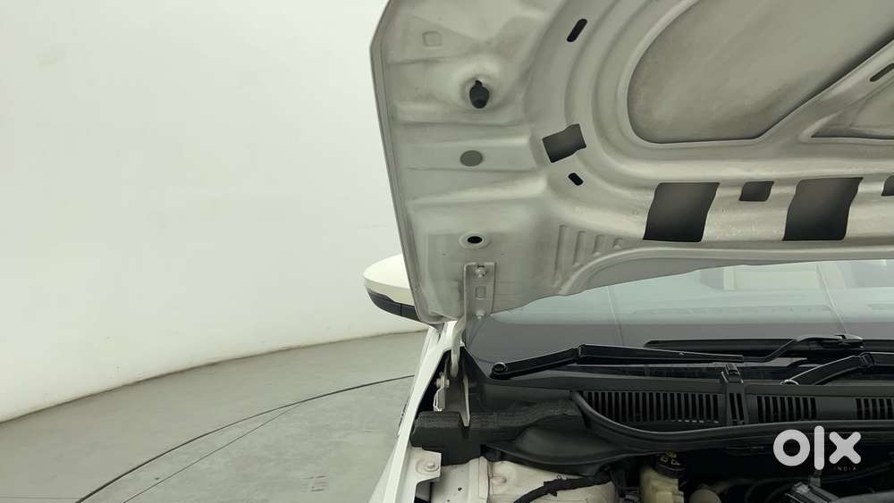 Skoda Slavia Style (non-sunroof), 2022, Petrol