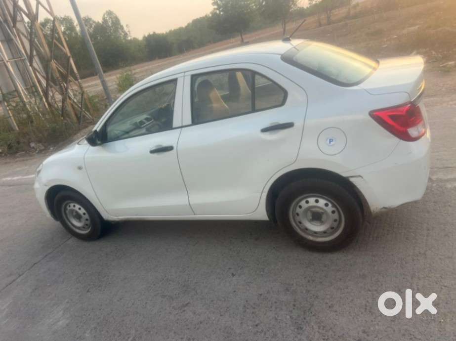 Maruti Suzuki Swift Dzire 1.3 Lxi, 2022, Petrol