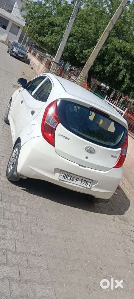 2012 Hyundai Eon Magna +