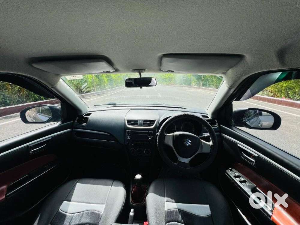 Maruti Suzuki Swift Vxi + Manual, 2017, Petrol