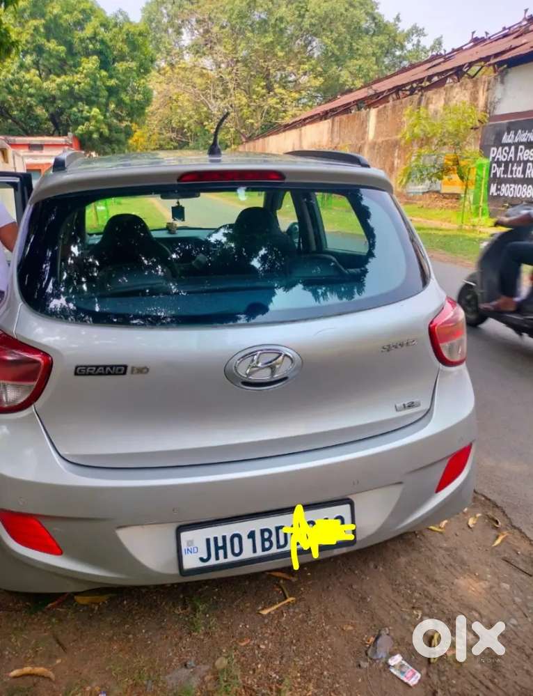 Hyundai Grand I10 2013 Petrol Well Maintained