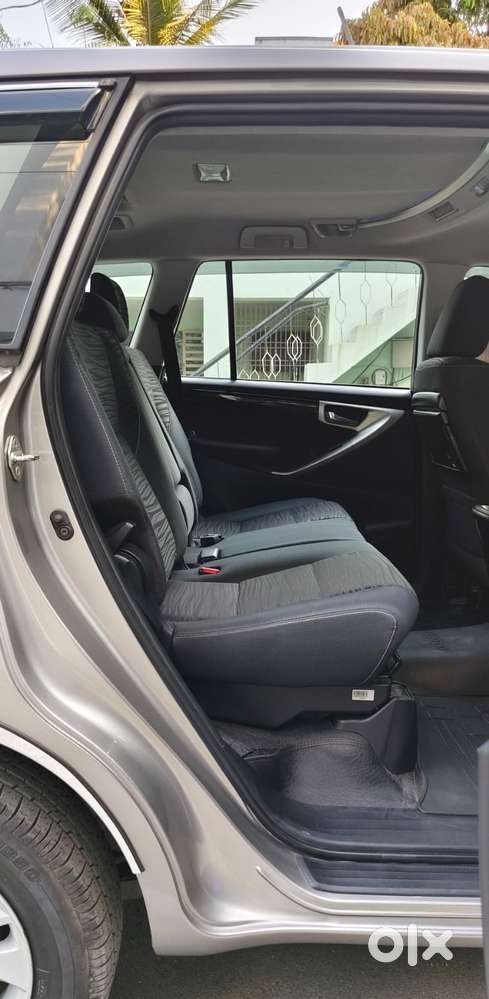 Toyota Innova Crysta 2.4 V, 2018, Diesel