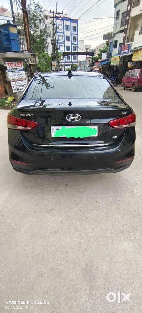 Hyundai Verna Fluidic Automatic 2018 Diesel Well Maintained