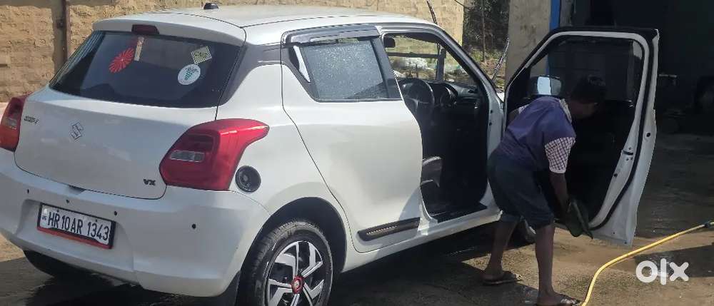 Maruti Suzuki Swift 2023 Cng & Hybrids 42872 Km Driven