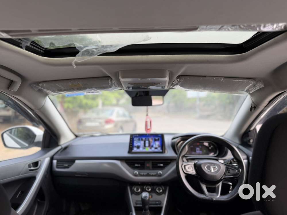 Tata Nexon 1.2 Revotron Xm (s), 2020, Petrol