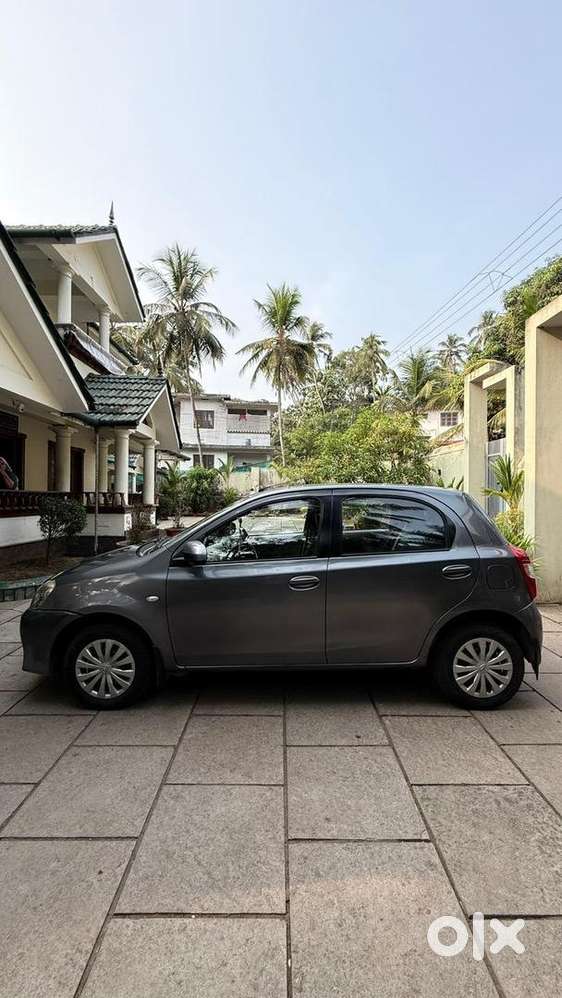 Toyota Petrol Manual 2014 Car