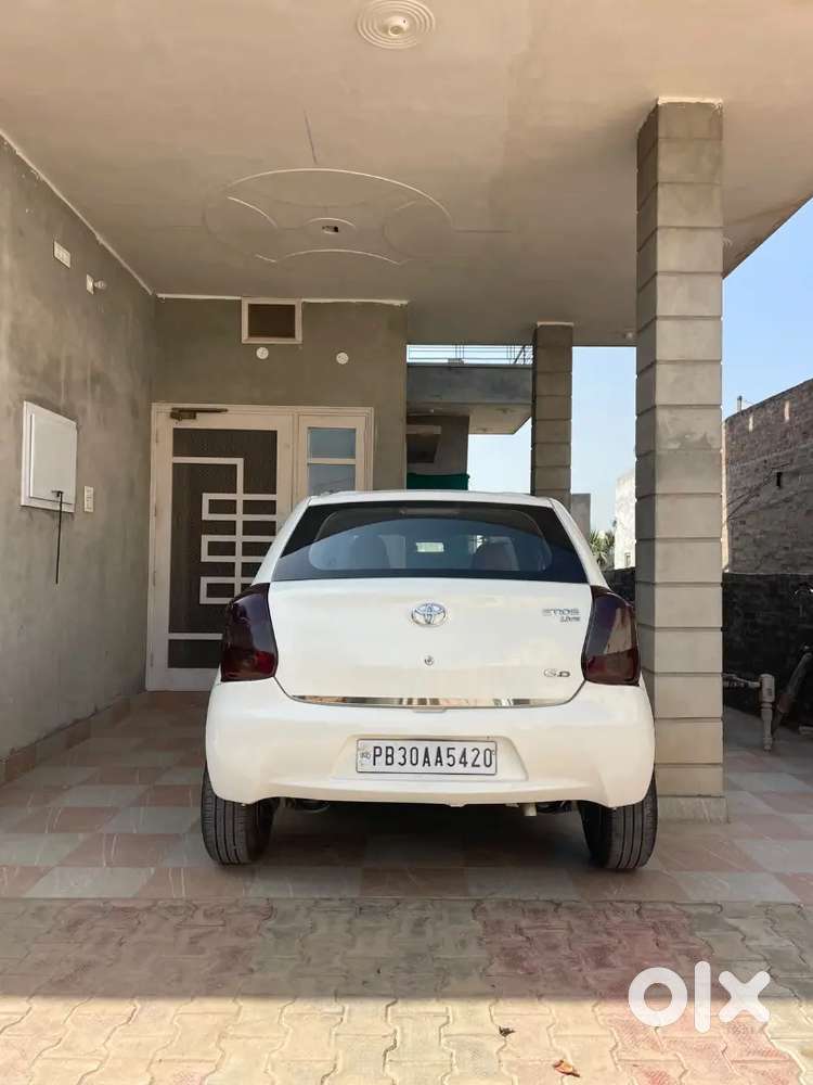 Toyota Etios Liva 2012 Diesel