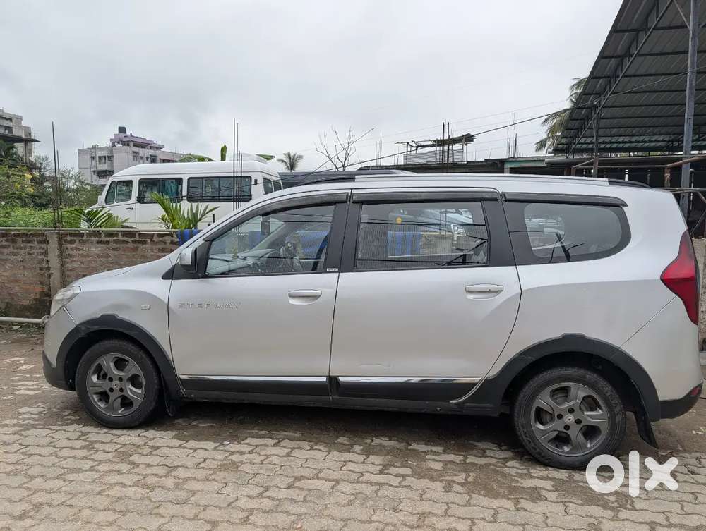 Renault Lodgy 2017 Diesel 150000 Km Driven