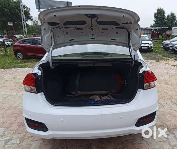 Maruti Suzuki Ciaz Zxi, 2017, Petrol