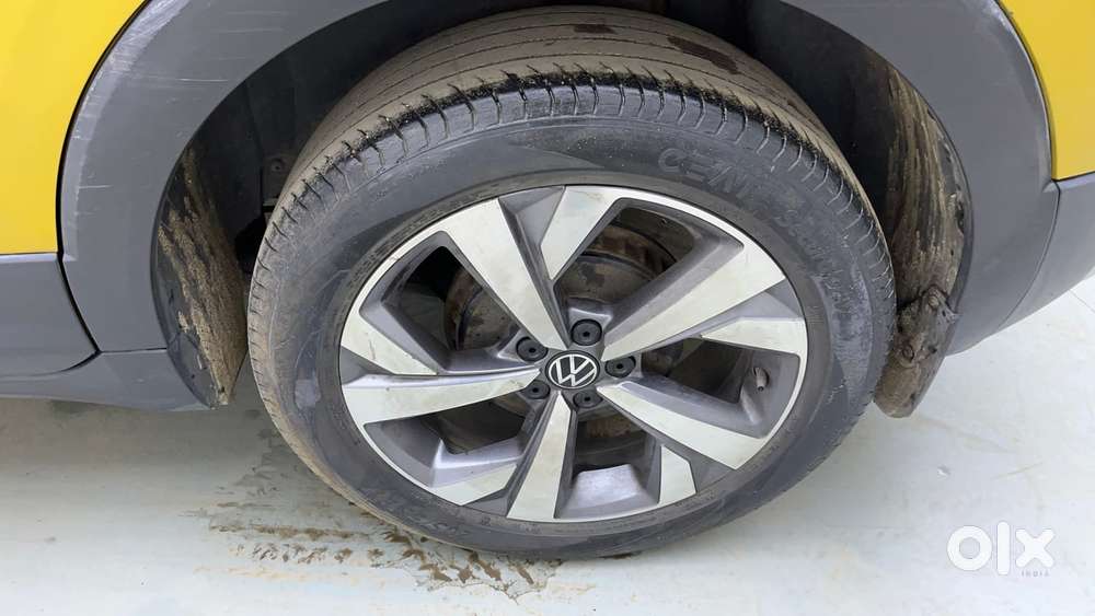 Volkswagen Taigun Topline 1.0 Tsi At (electric Seats), 2022, Petrol
